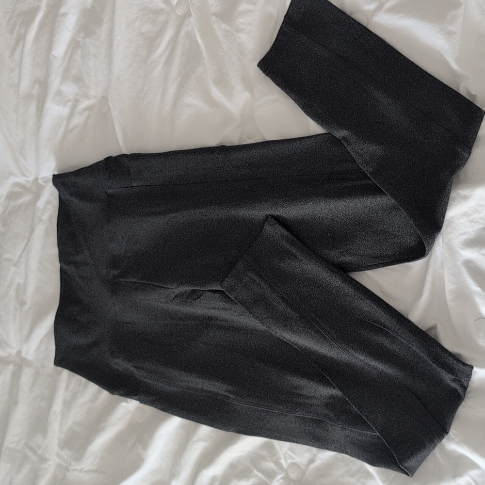 Charcoal High-Waisted Leggings With Pockets